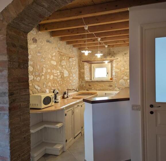 مبيت وإفطار Casal Del Pigno