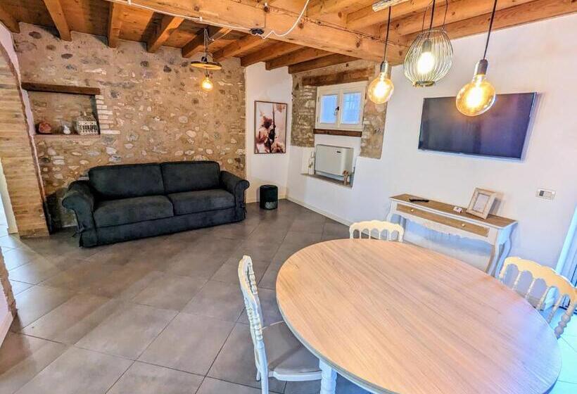 مبيت وإفطار Casal Del Pigno