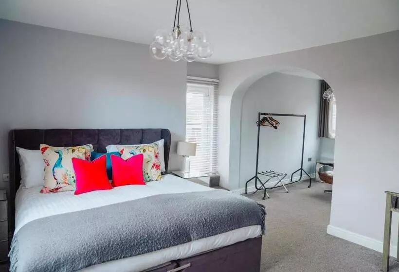 Aamiaismajoitus (B&B) The Fox Inn