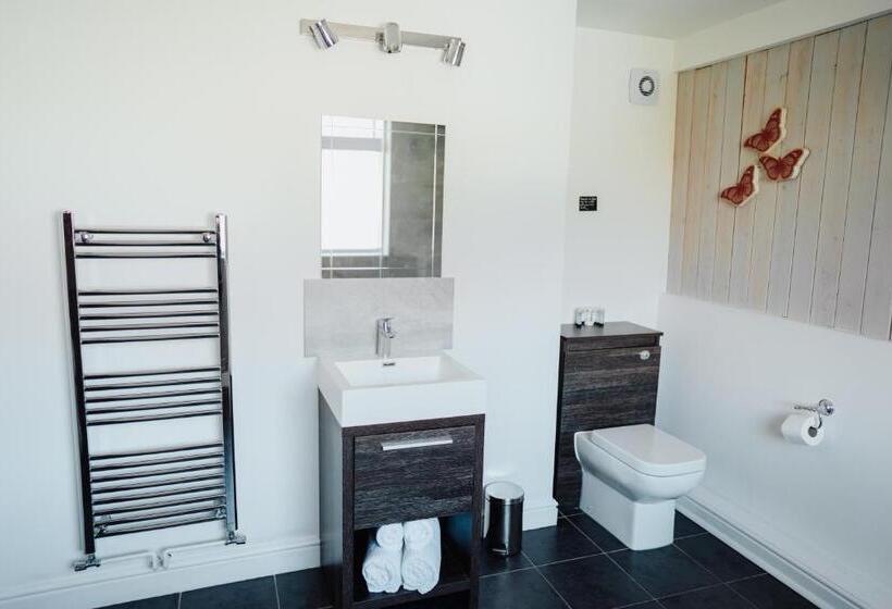 ベッドアンドブレックファースト The Fox Inn