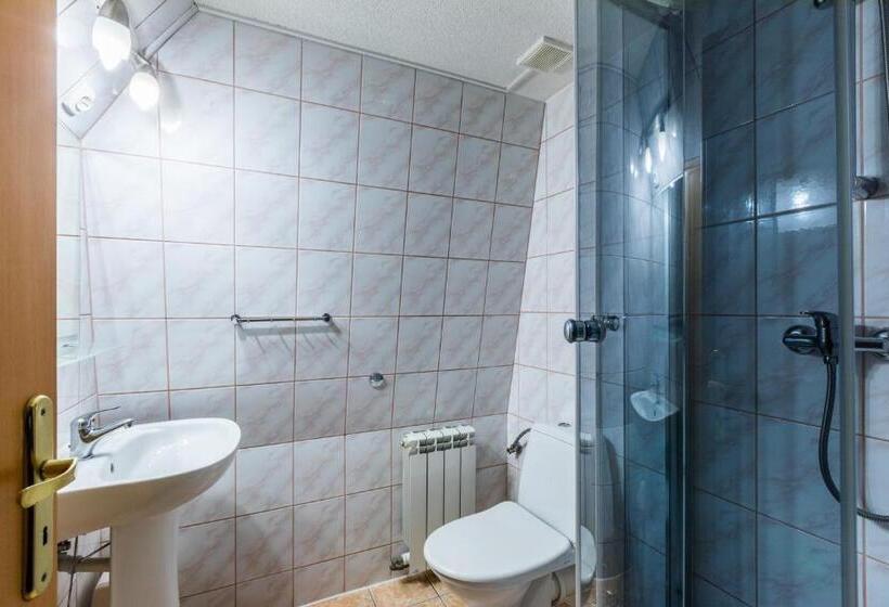 Bed and Breakfast Willa Biały Domek   600m Krupówki