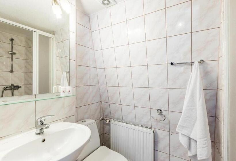 مبيت وإفطار Willa Biały Domek 600m Krupówki