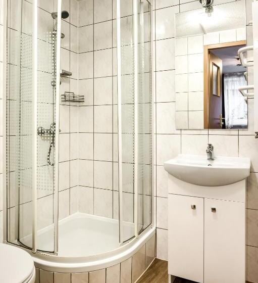 مبيت وإفطار Willa Biały Domek 600m Krupówki