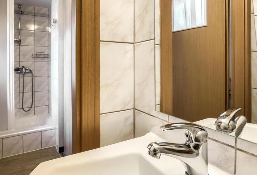 مبيت وإفطار Willa Biały Domek 600m Krupówki