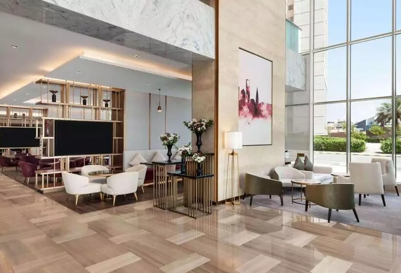 ホテル Ramada By Wyndham Riyadh King Fahd Road