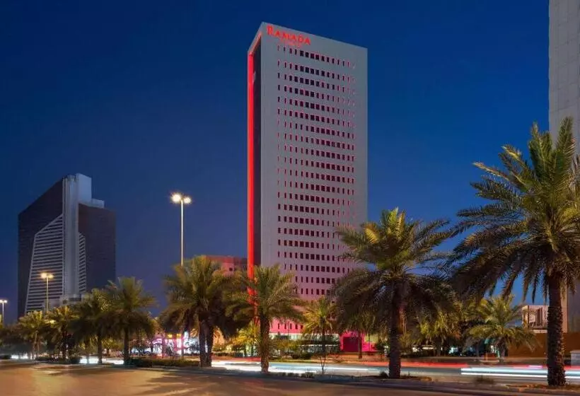 ホテル Ramada By Wyndham Riyadh King Fahd Road