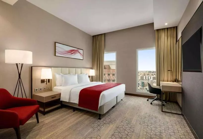 ホテル Ramada By Wyndham Riyadh King Fahd Road