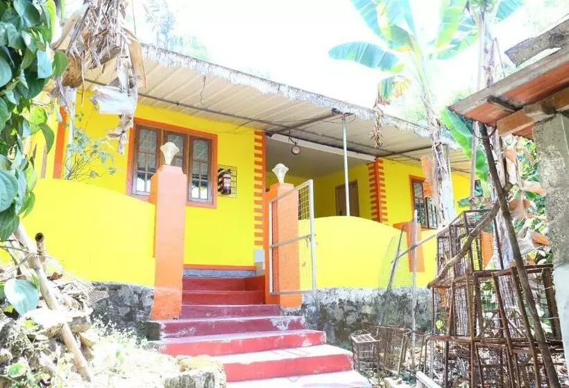 ペンション Adam Homestay