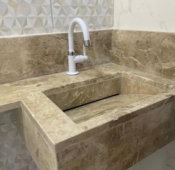 پانسیون Maragobeach Suits