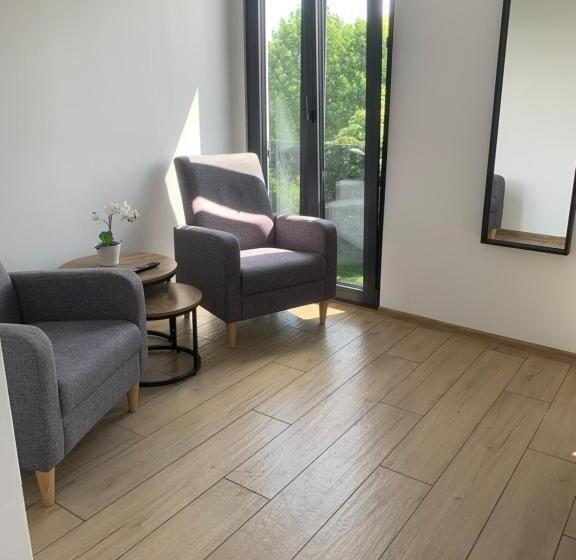 Пансион Nt Holiday