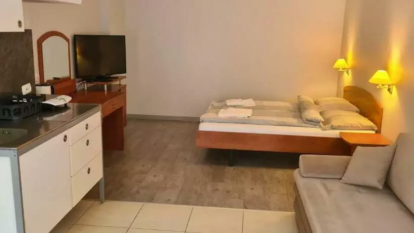 Majatalo Willa Karawela