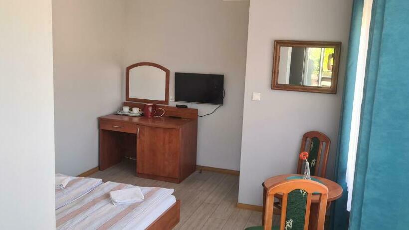 펜션 Willa Karawela