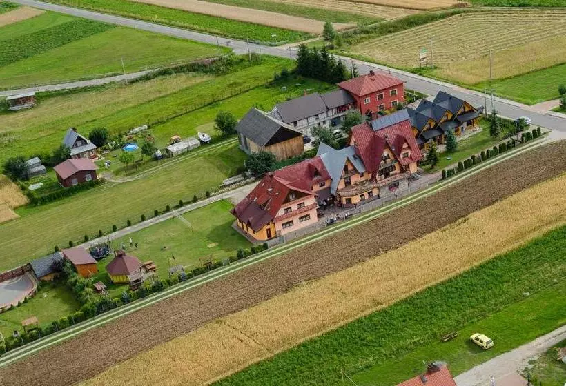 Lomakeskus Dw Kinga I Domki