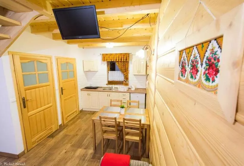 Lomakeskus Dw Kinga I Domki