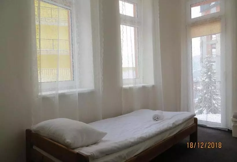 リゾートホテル Willa Safona