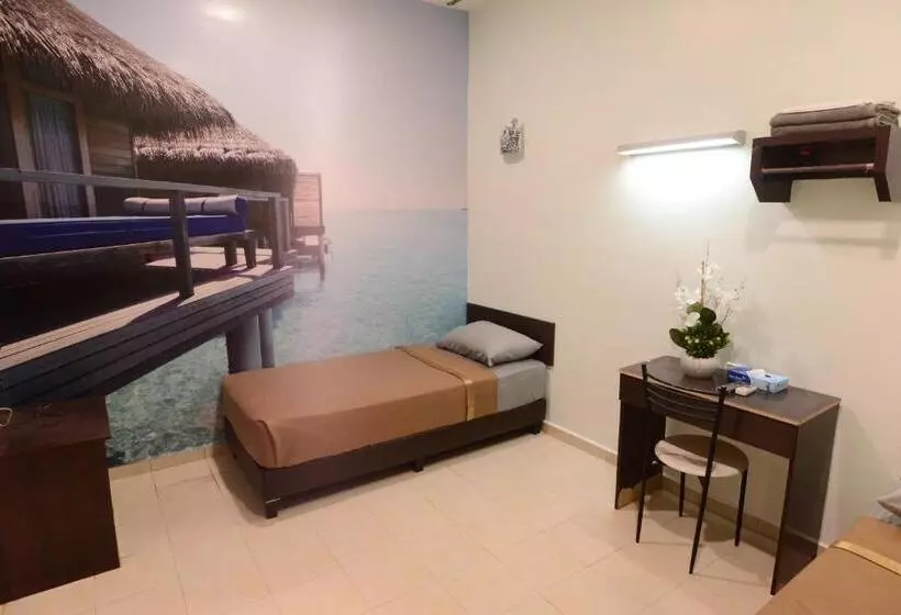 Retkeilymaja Desaru Penawar Inn