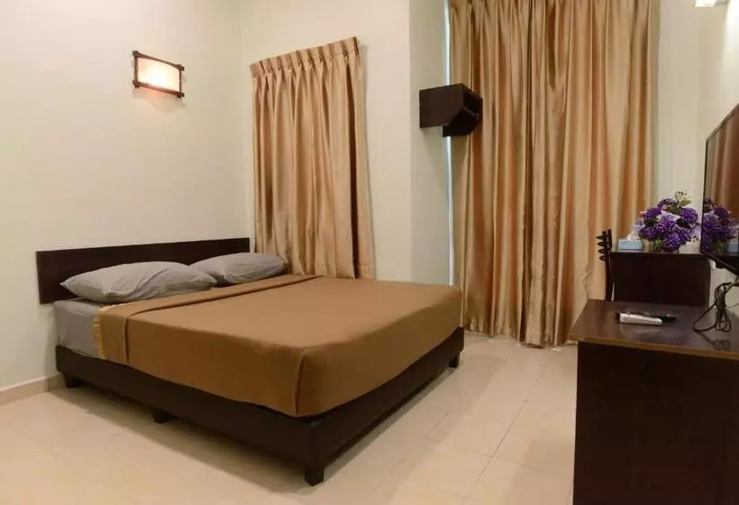 Retkeilymaja Desaru Penawar Inn