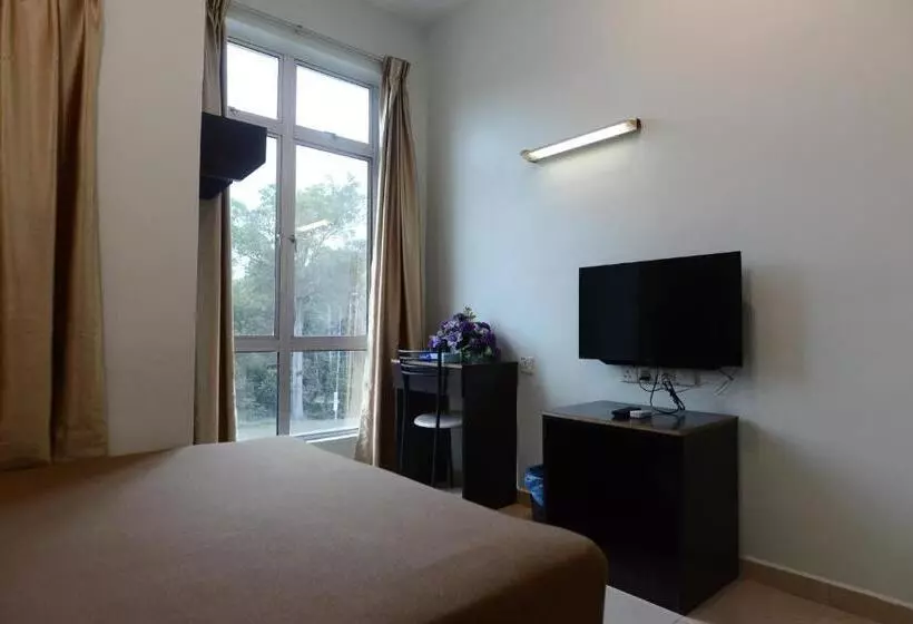 Retkeilymaja Desaru Penawar Inn