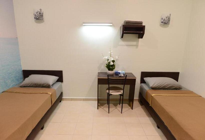 הוסטל Desaru Penawar Inn