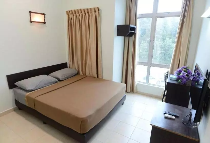 Retkeilymaja Desaru Penawar Inn