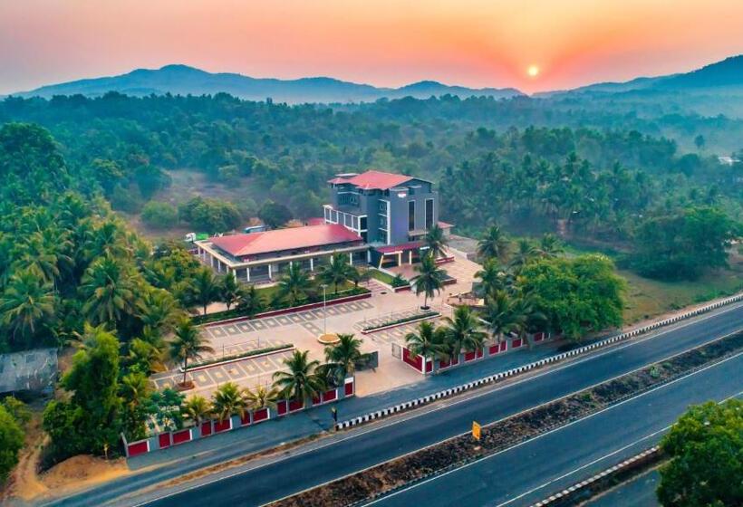 Hotel Aaradhya Adorer