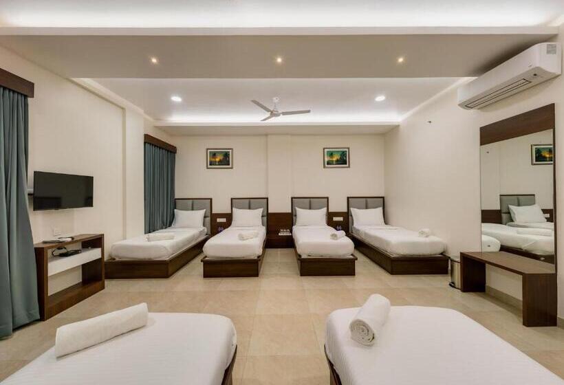 Hotel Aaradhya Adorer