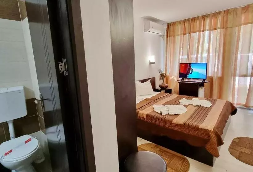 Hotel Azur
