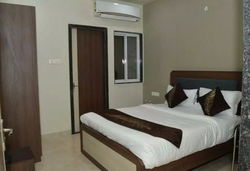 هتل Cape Town Inn By Wb Inn
