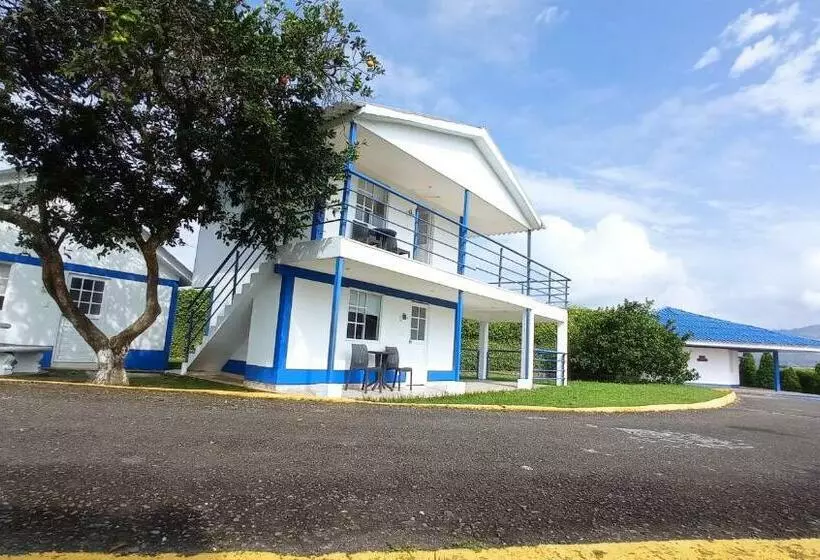 Hotelli Villa Mónaco