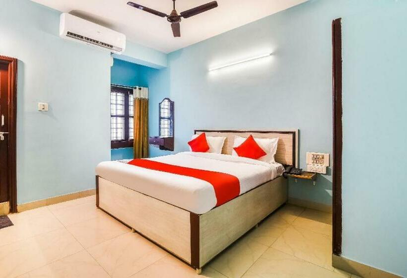 فندق Jayalakshmi