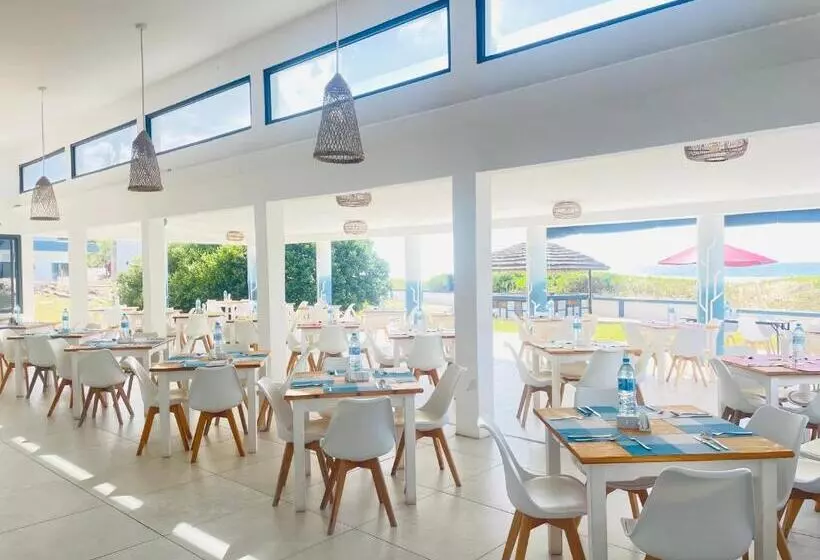 Hotelli Ponta Mar Resort