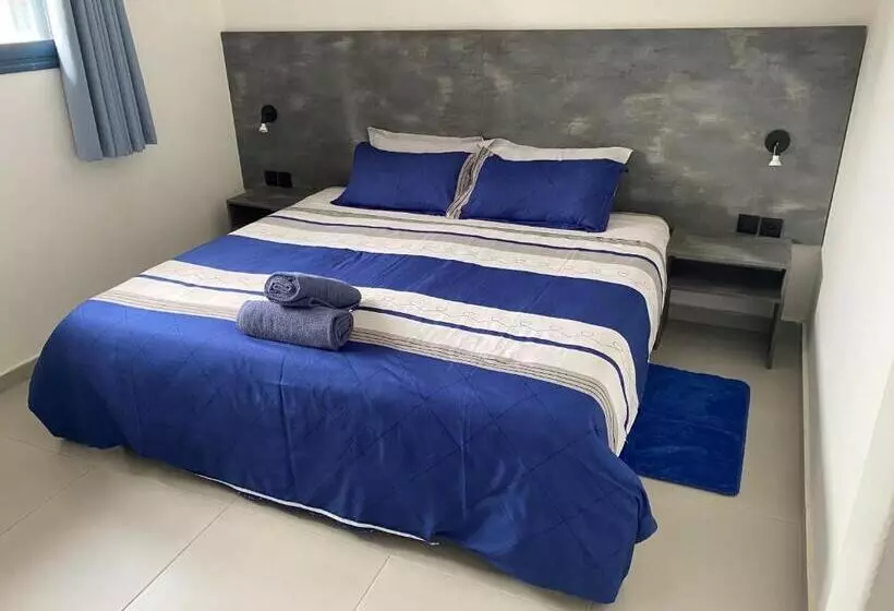 Hotelli Ponta Mar Resort