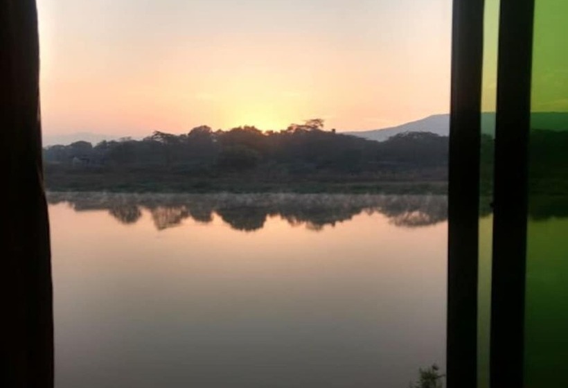 호텔 Visava Riverside