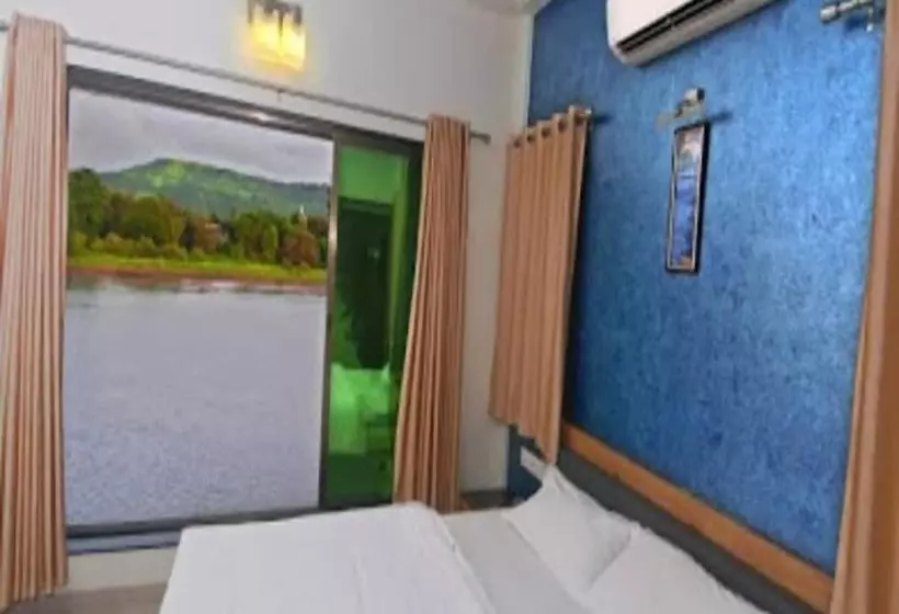 ホテル Visava Riverside