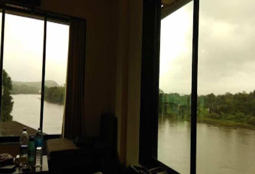 호텔 Visava Riverside