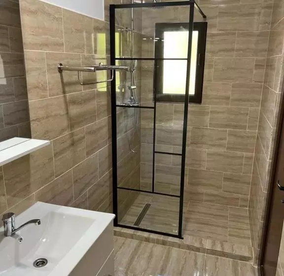 پانسیون Camere De Inchiriat Cris&dia