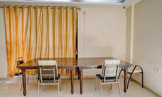 펜션 Golden Bird By Bestays, Mahape