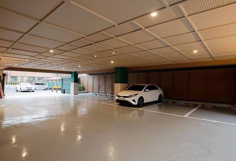 호텔 Ippda Geomdan