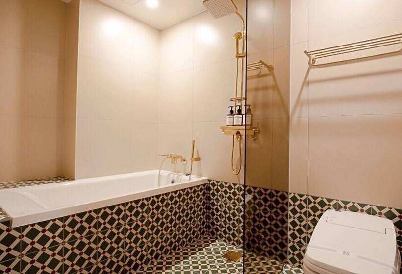 호텔 Ippda Geomdan