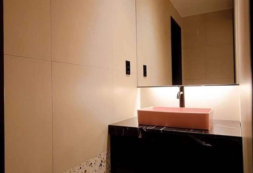 호텔 Ippda Geomdan