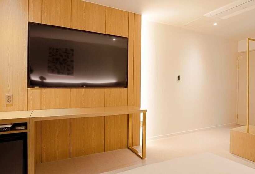 호텔 Ippda Geomdan