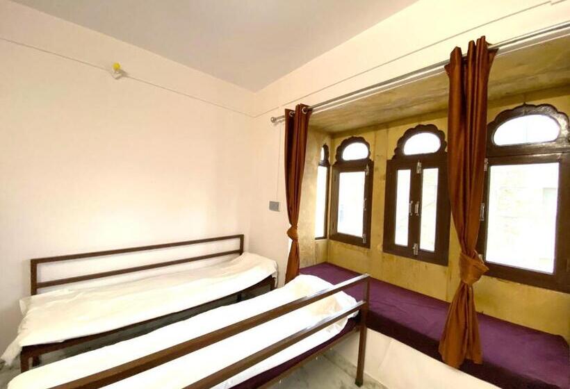 בית מלון כפרי Hashim