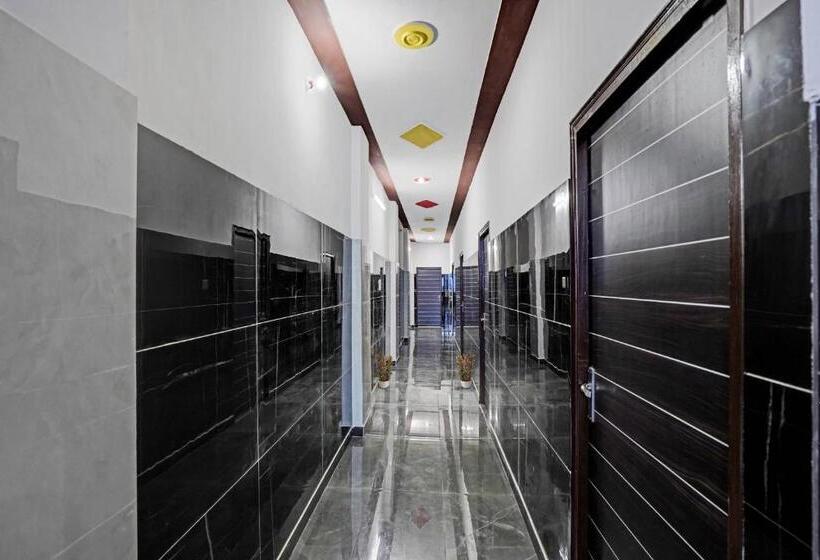 Hotelli Oyo Flagship 80810  H N J