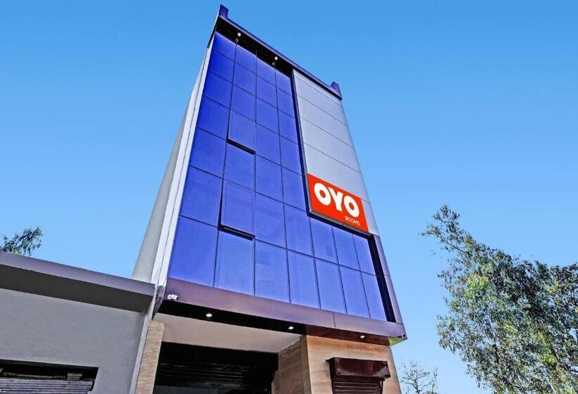 Hotelli Oyo Flagship 80810  H N J