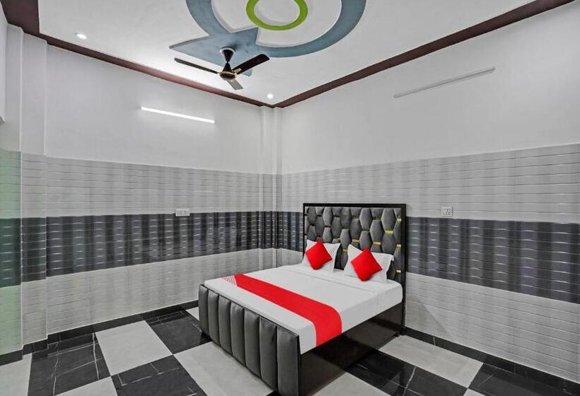 Hotelli Oyo Flagship 80810  H N J