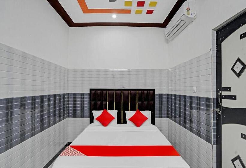 Hotelli Oyo Flagship 80810  H N J