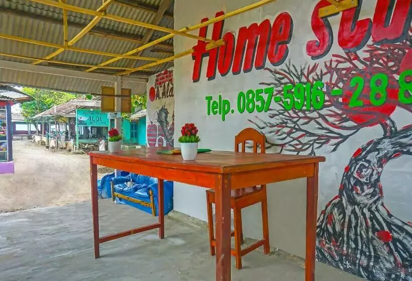 ホテル Spot On 92154 Nusasari Guest House