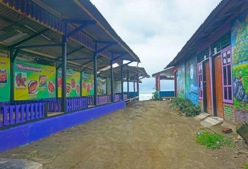 Hotel Spot On 92154 Nusasari Guest House