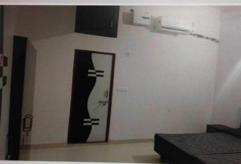 호텔 Spot On Moon Light