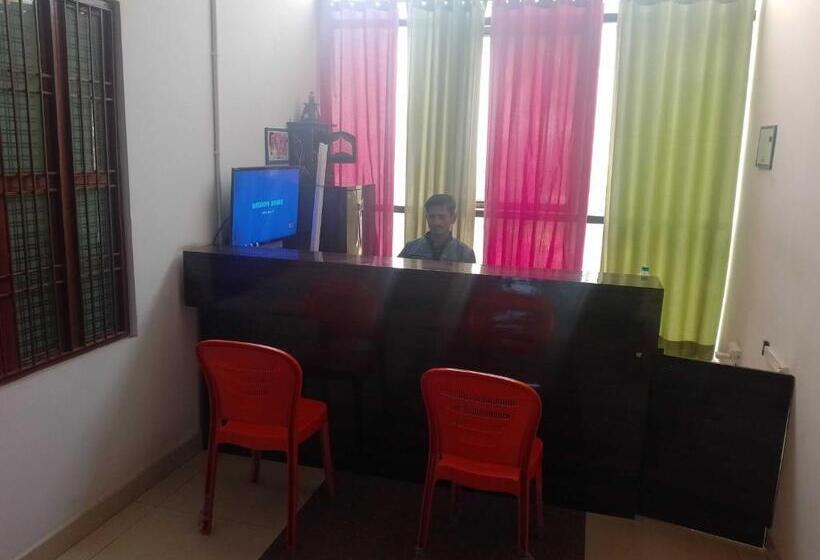 호텔 Spot On Moon Light